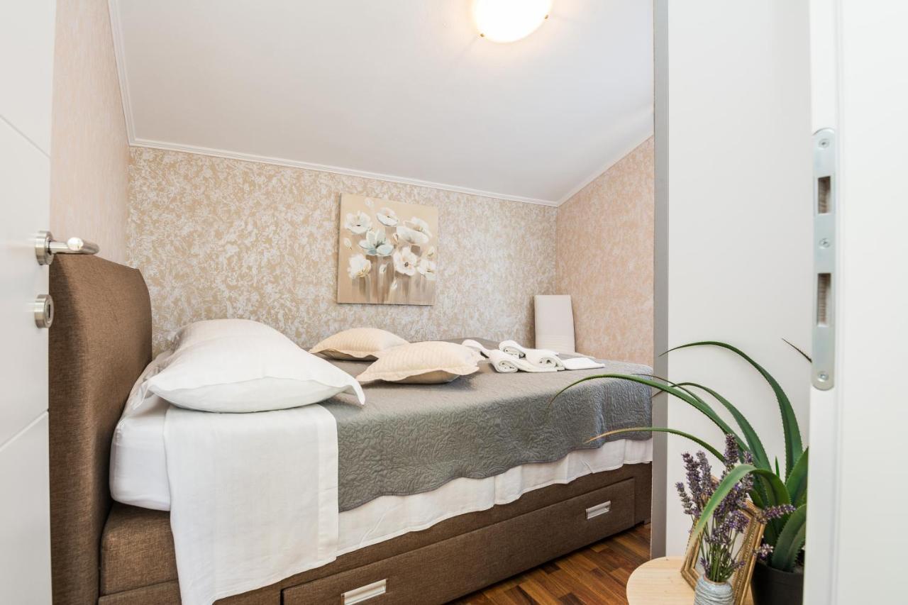 Apartments Medanic - Private Pool بريفلاكا المظهر الخارجي الصورة