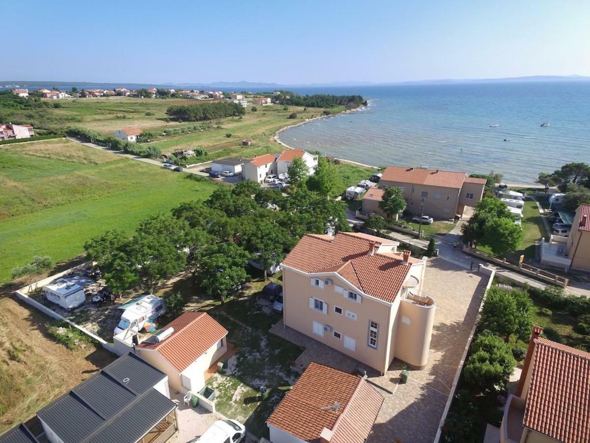 Apartments Medanic - Private Pool بريفلاكا المظهر الخارجي الصورة
