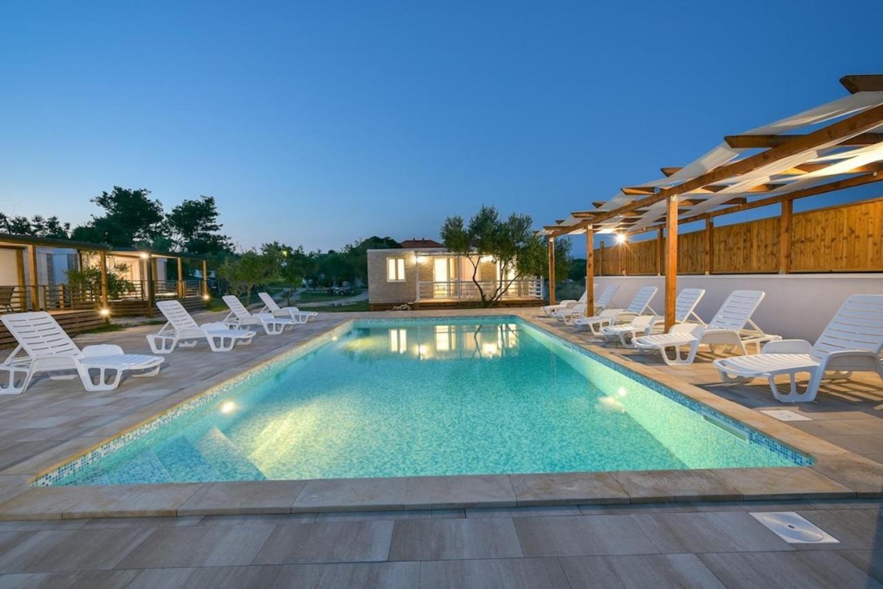 Apartments Medanic - Private Pool بريفلاكا المظهر الخارجي الصورة